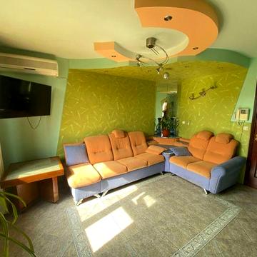 Продам 3-х.ком.кв Холодная гора ул. Ильинская-61