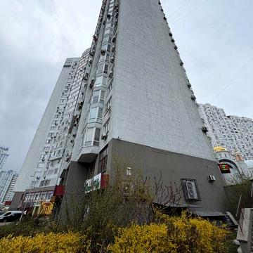 Чавдар 1 оренда 2к перший будинок від метро Осокорки