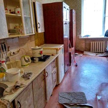 Продам гостинку в Індустріальном районі на ХТЗ