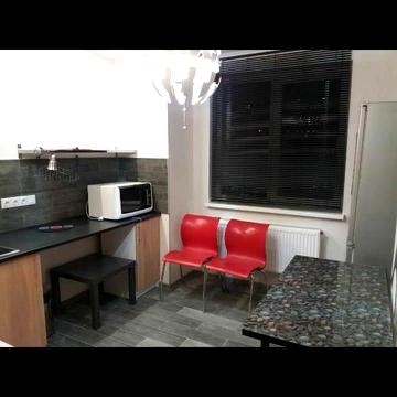 Качанівська вул., 15