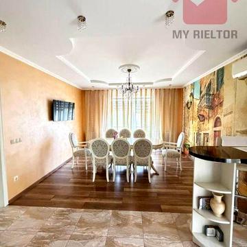 Продаж чотирикімнатної квартири по вул.Капушанська