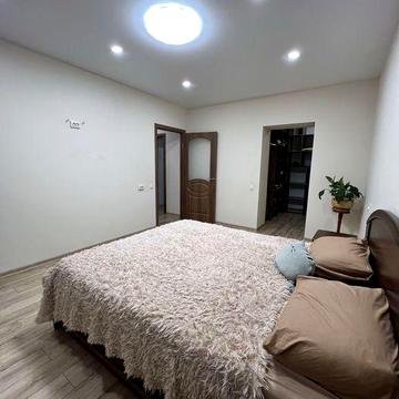 Оренда гарноі великоі 2 кмн квартири ЖК Парковий