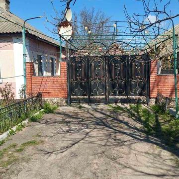 Продаж 3к Дім Леонтовича