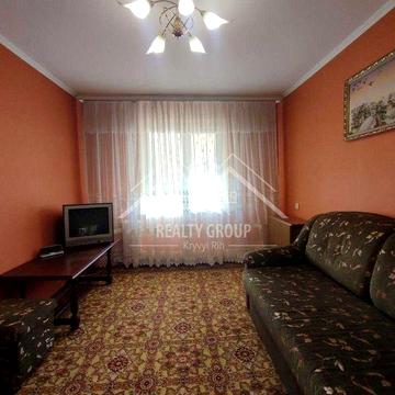 Оренда гарної трьохкімнатної квартири в центрі по пр. Миру.