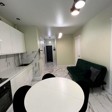 Григорія Сковороди вул., 44