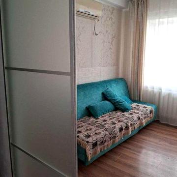 Сдам двухкомнатную квартиру по ул. Штурмовая (Правый берег)