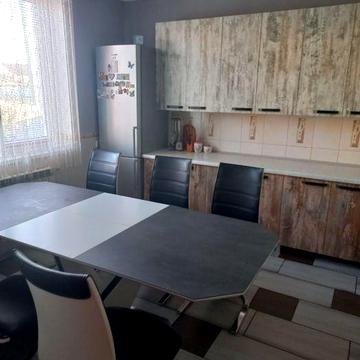 Будинок житловий котедж