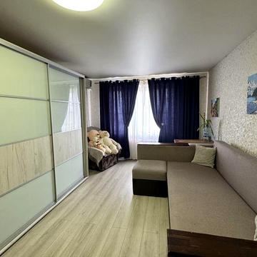 Продам 2-х комнатную квартиру в Приморском районе