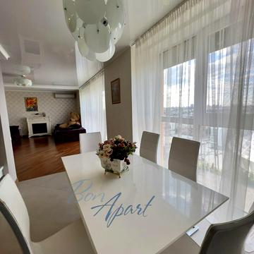 Ділова вул. (Димитрова), 2-Б