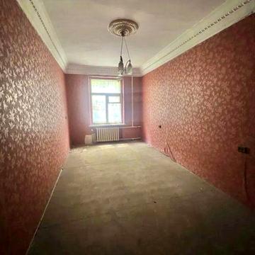 Продаж 2х кімнатної квартири по вул. Сачка