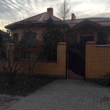 пропоную будинок на вул.  Грушевського