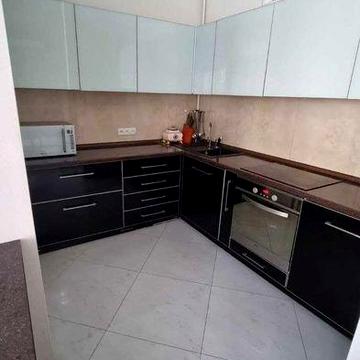 Продам 3 ком сталинку Центр, ул Сумская