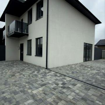 Продаж сучасних таунхаусів на Катранівці | ЄОселя | ЄВідеовлення