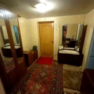 В продаже часть дома метро "Холодная гора".