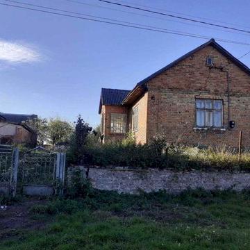 Продаж будинку в с.Завишень