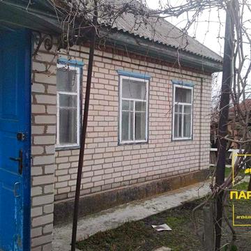 Продам  цегляний  будинок  у  передмісті  Кременчука