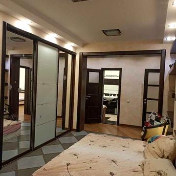 Здам 3 кім кв Дніпровський рн вул Раїси Окіпної 8. метро 7х  пішки.