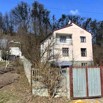Продаж будинку, вулиця Митрополита Липківського, місто Львів.