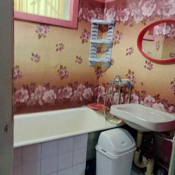 Сдам в аренду 1 ком.квартиру, метро " Индустриальная"- 10 минут пешком, улица Библика 61