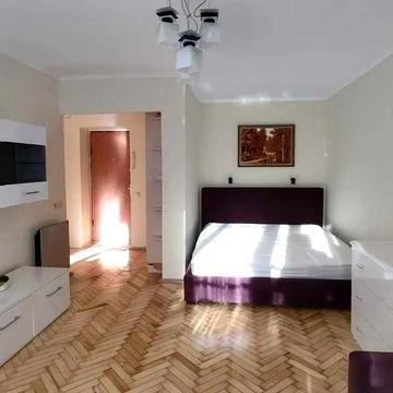 Оренда 1-кімнанта квартира.