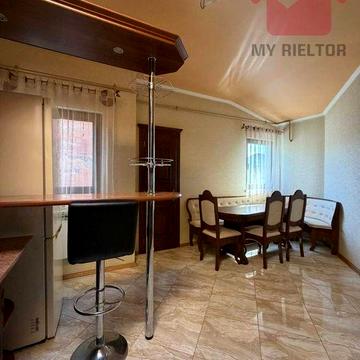 Продаж двокімнатної квартири пл.Корятовича