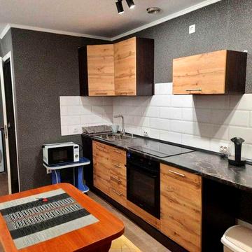 Оренда затишного таунхауса район Д