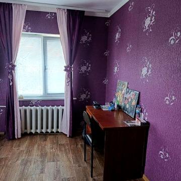 Здам  кімнату на другому поверсі з 16 квітня