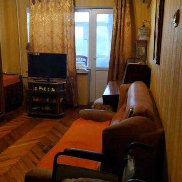 Продам 2-х ком.кв. в 7 мин от м. Армейская.