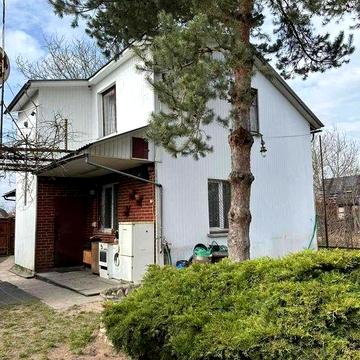 Продається 2х поверхова дача в Шептицькому