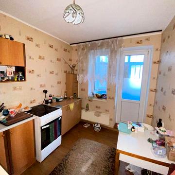 Продаж двокімнатної квартири в мкр.Соляні (л1)