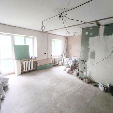 Продам 2к квартиру. Метро Дорогожичі.