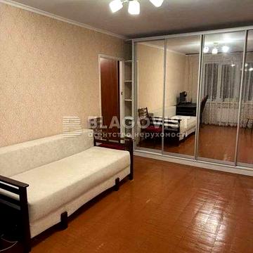 Продаж 2-кімнатної квартири, Деміївка, Голосіївський проспект