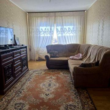 Продаж 3-х кімнатна по вулиці Обїжджа