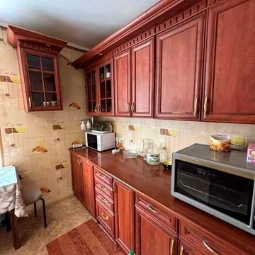 Продам 1к квартиру в районі Гречани