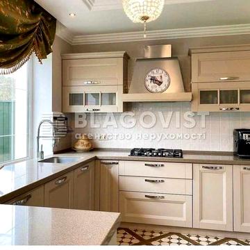 продаж vip-будинку в с. Стоянка, без комісії