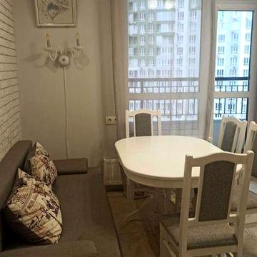 м. "Лівобережна" вул.Каховська, 58 ЖК каховський