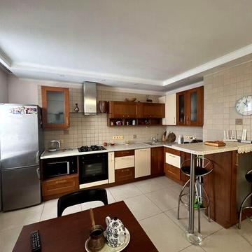 Довгострокова оренда 2к Квартира Радистів вулиця