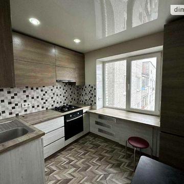 Продаж 3к Квартира Гетьмана Івана Мазепи вулиця