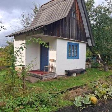 Продається дача близько до міста
