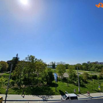 Гетьмана Мазепи вул., 72