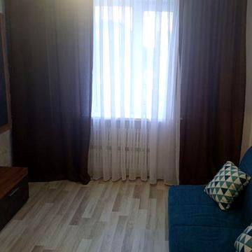 Продаж квартири на Озерні