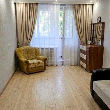 Продам квартиру 1 ком. метро Индустриальная.