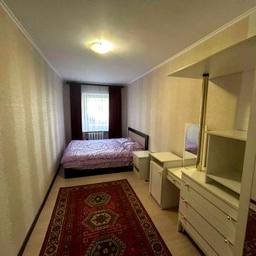 Здам на тривалий період 2-х кімнатну квартиру вул. Соборності б.40/Соцсісто.