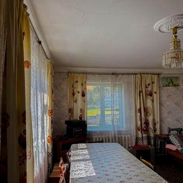 Продаж 1/2 будинку з окремою приватизованою землею в районі Червоних Гір. Вул.Рівненська