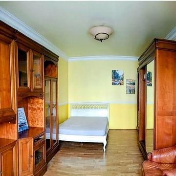 Сдам 1о ком на Глушко 4й этаж газ