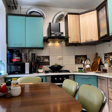 Продам 3 к квартиру на проспекті Космонавтів 2342