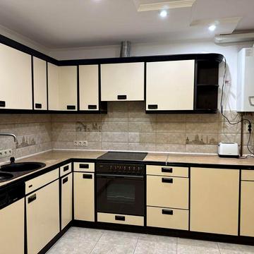 Оренда 3 кімнатної квартири на вул. Березова