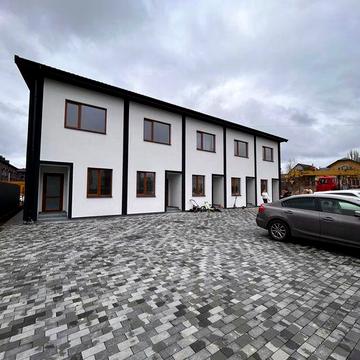 Без комісії, Таунхаус площею 98 кВ м, дві кімнати, електрокотел