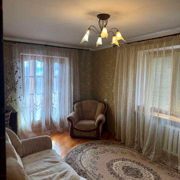 Продаж 3-к квартири у центрі міста