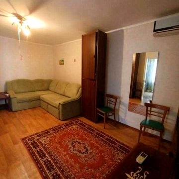 Продам 2х комнатную квартиру на Градоначальницкой. Можно под под программы.